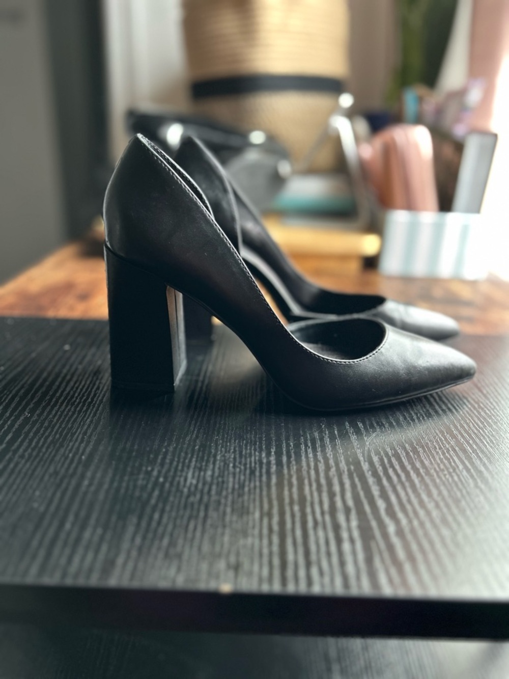Classic Women’s Black Leather Pointed Block Heel Pumps